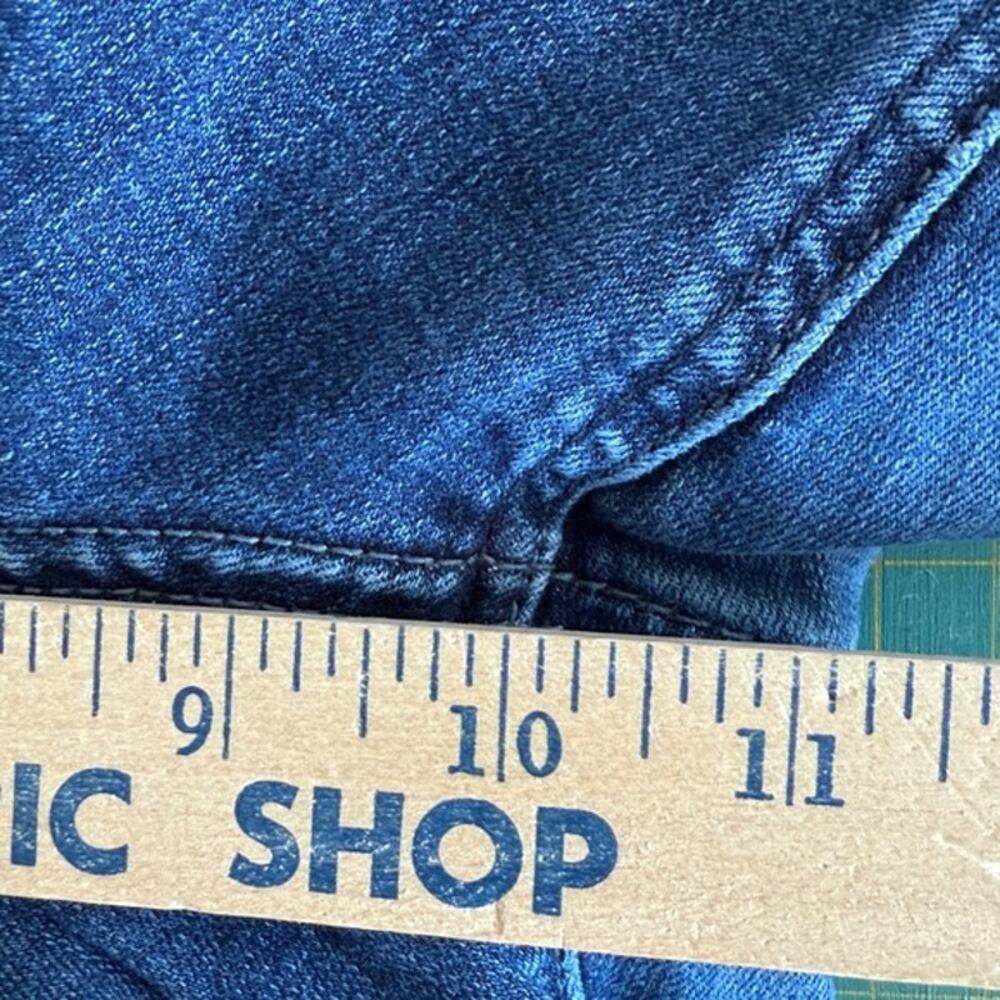 Silver Suki Capri Womens Denim Blue Jeans sz 18 - Picture 6 of 7